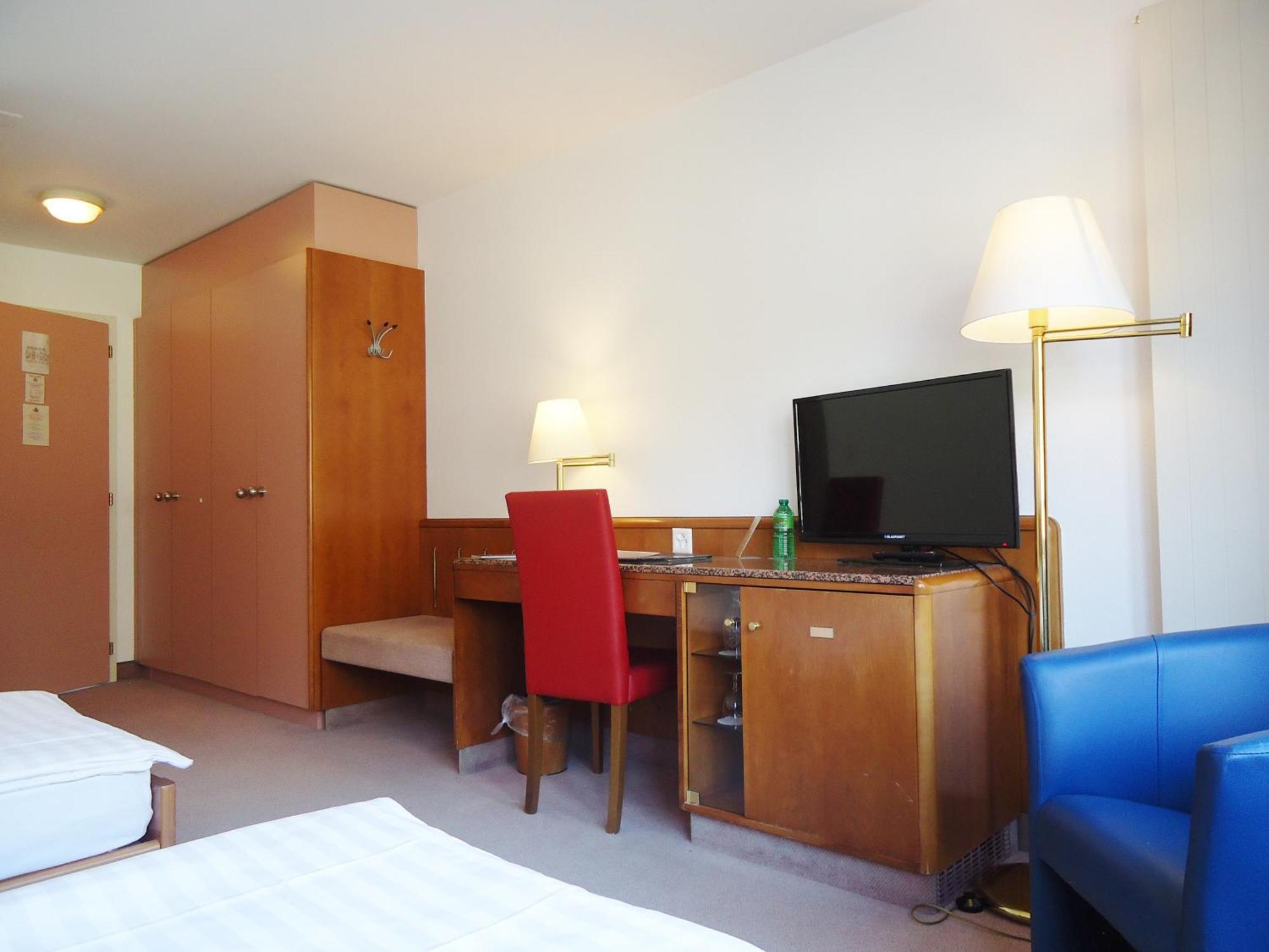 Hotel Le Cedre Bex Habitación foto